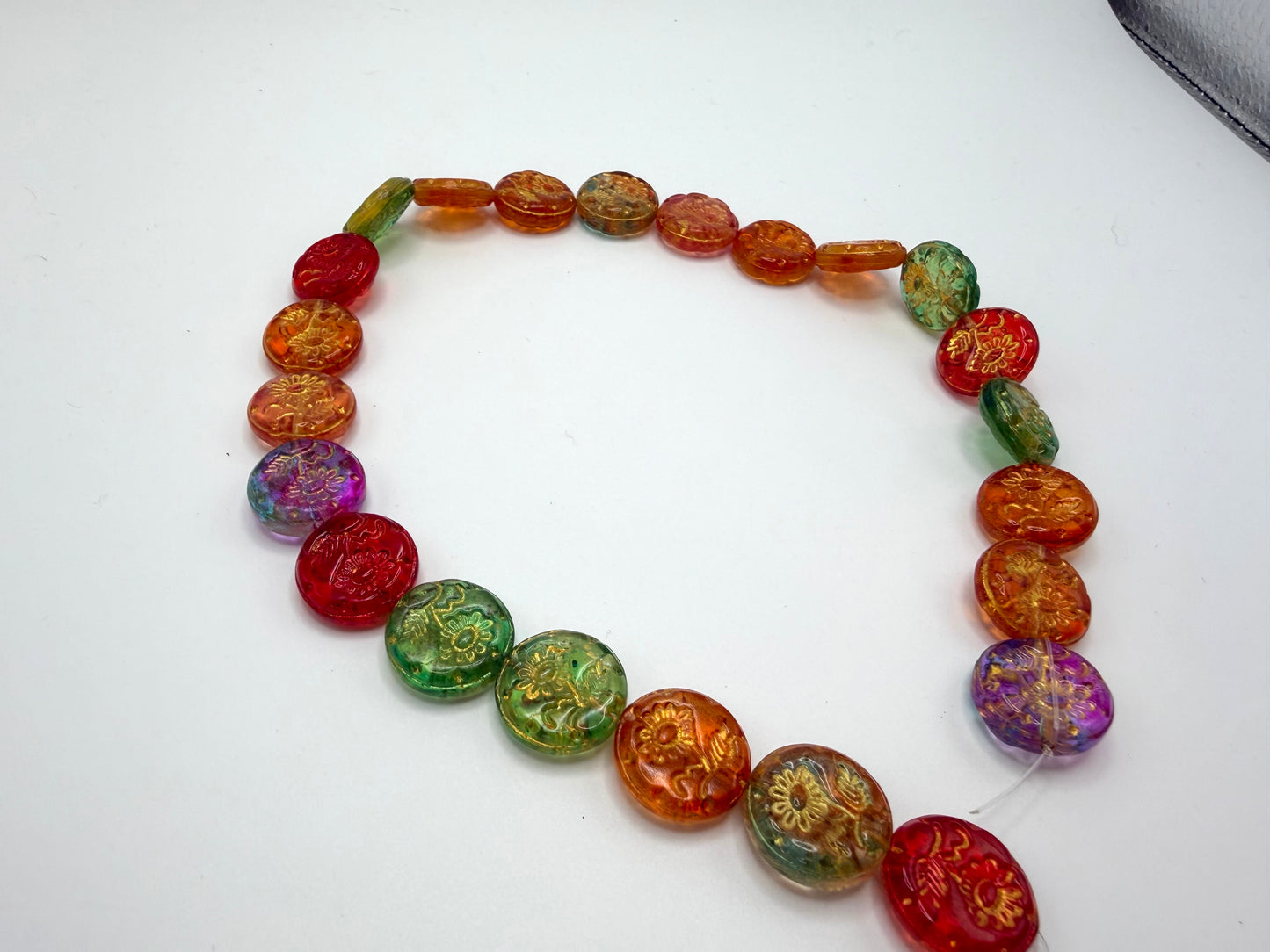 Glass Disc Beads with Sunflower Etching - 20 per strand