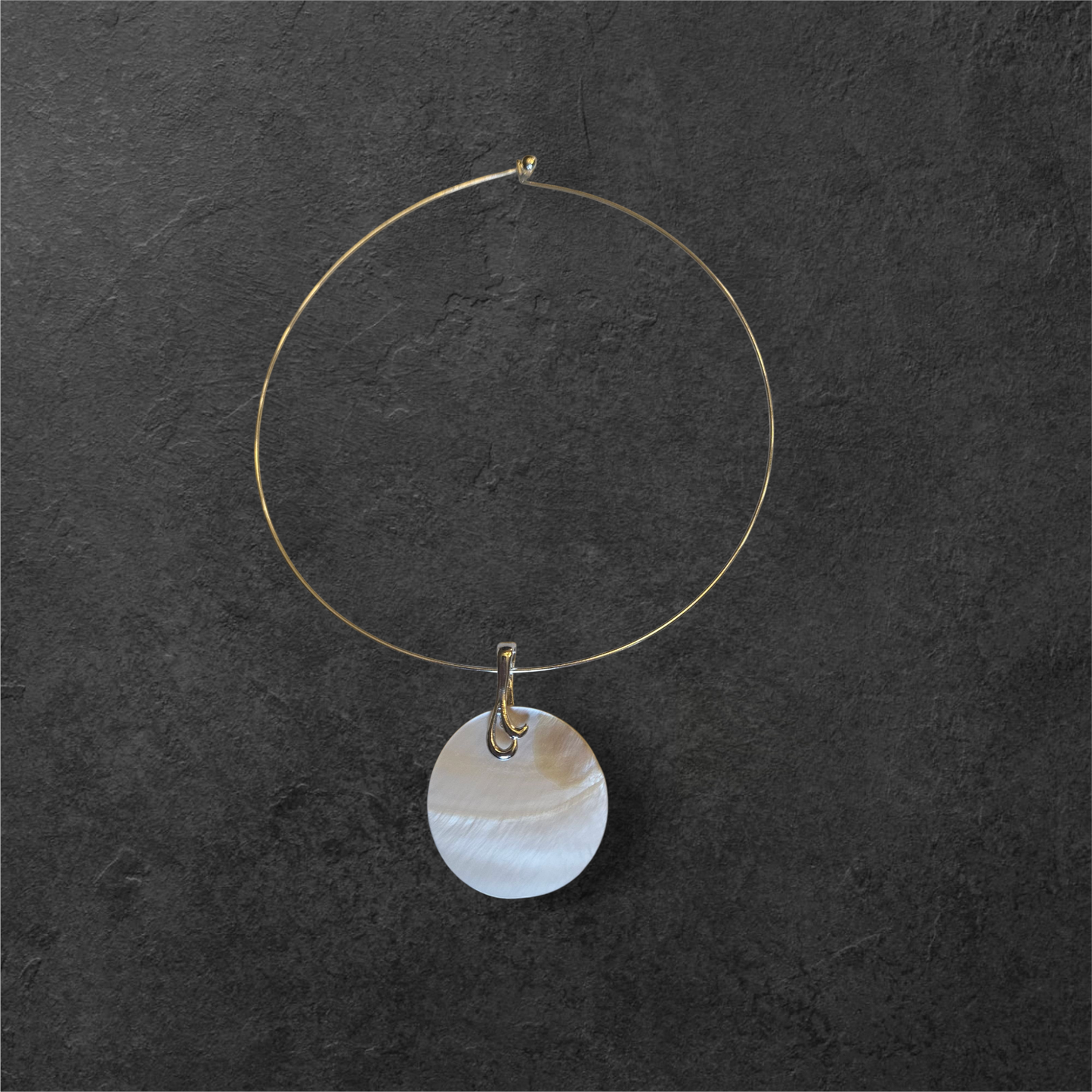 Fresh Water Natural Shell Pendant Necklace