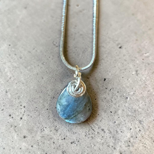 Labradorite w/ Handmade Wire